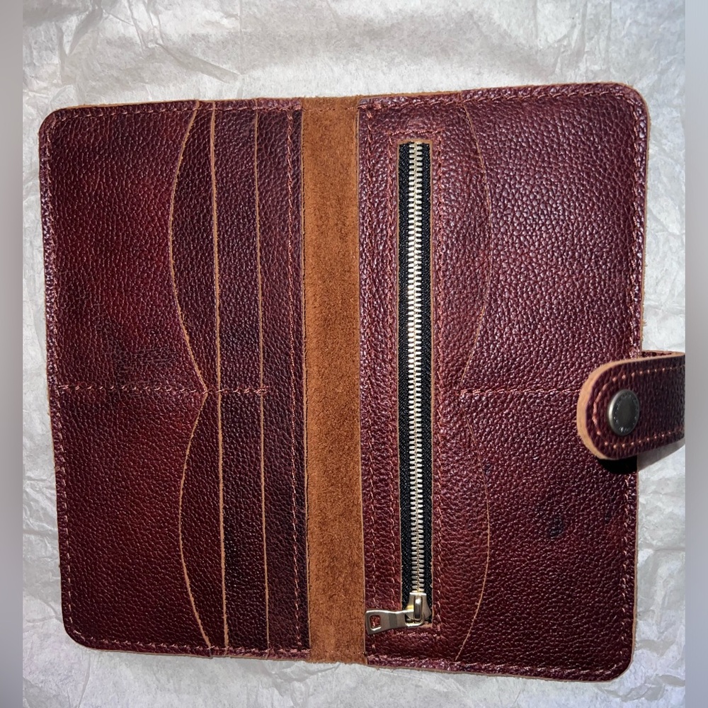 Portland Leather Burgundy Wallet - Picture 3 of 11